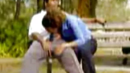 Thực euro tự lừa với một người xa lạ phim sex co giao va hoc sinh