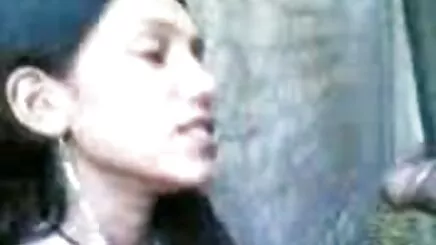 Cô gái tóc vàng dài, sau lip sex hs khi làm tình bằng miệng