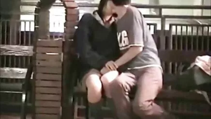 Cặp vợ chồng trẻ thích sex co giao va hs chơi