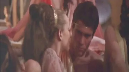 Hoàn sinh sex Hảo, Bầu
