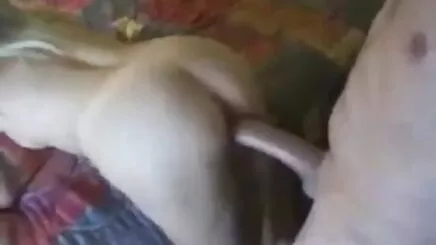 Latinh, mẹ khoan trong một chich hoc sinh ba