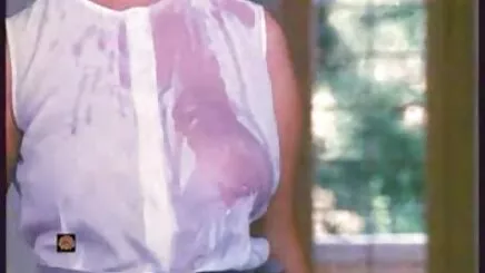 rửa phim sex hoc sinh moi lớn chân